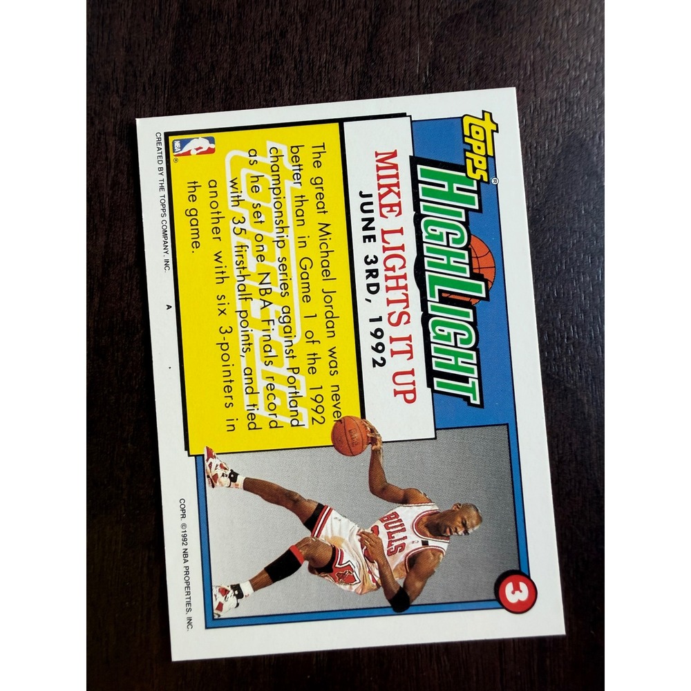 1992 Topps Michael Jordan Highlight #3 Chicago Bulls Basketball Card Gold Foil - Picture 6 of 7
